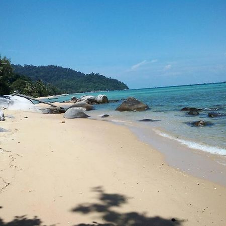 Bungkil Place Hotel Tioman-sziget Kültér fotó